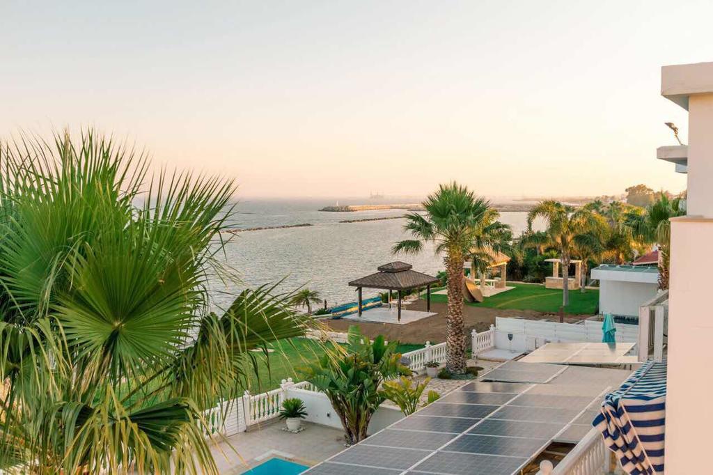 Zygi Beachfront Villa Экстерьер фото
